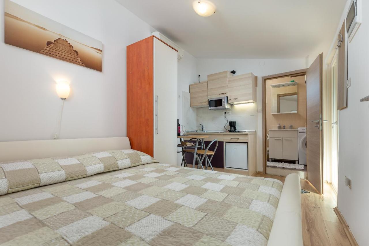 Apartments Elita Rovinj Buitenkant foto